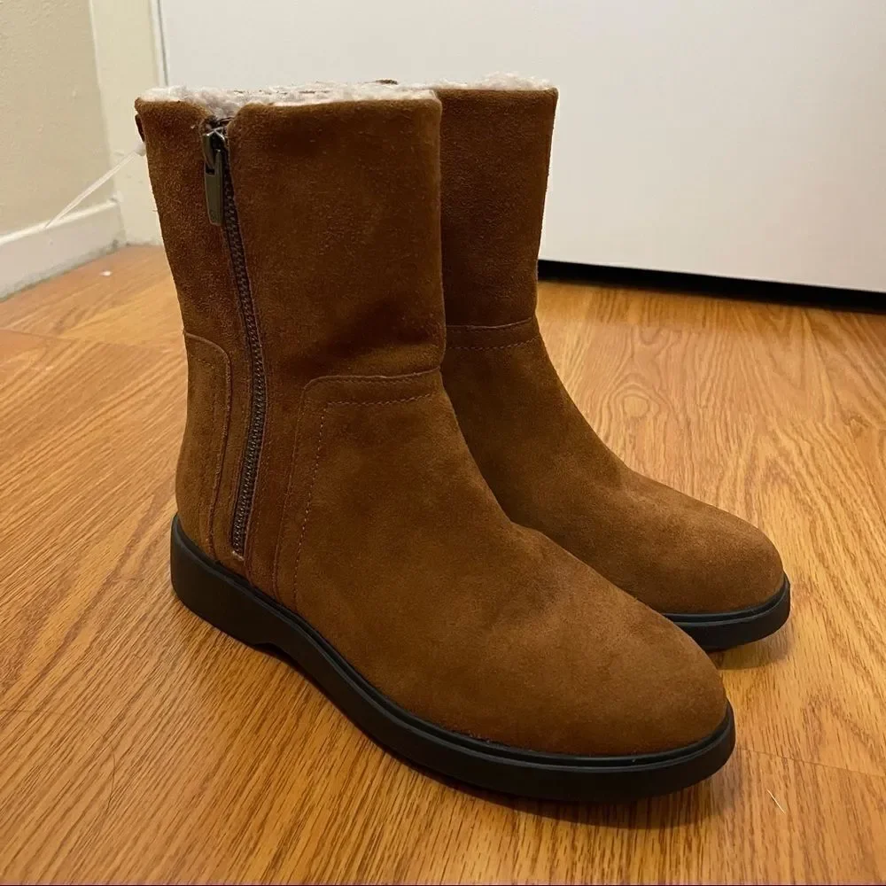Unstructured By Clarks  Elda Mid Suede Ankle Boot